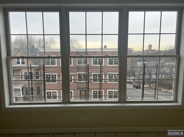 49 4th St, Paterson NJ  07522-1359 exterior