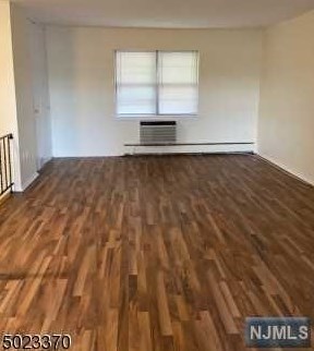 1134 Valley Rd, Wayne, NJ 07470-2333