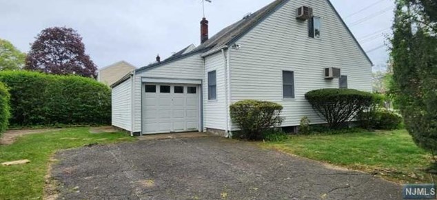 231 Graphic Blvd, N Milford, NJ 07646-3037