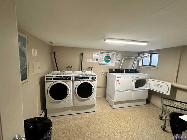 1402 Faulkner Ct, Mahwah NJ  07430-3483 exterior