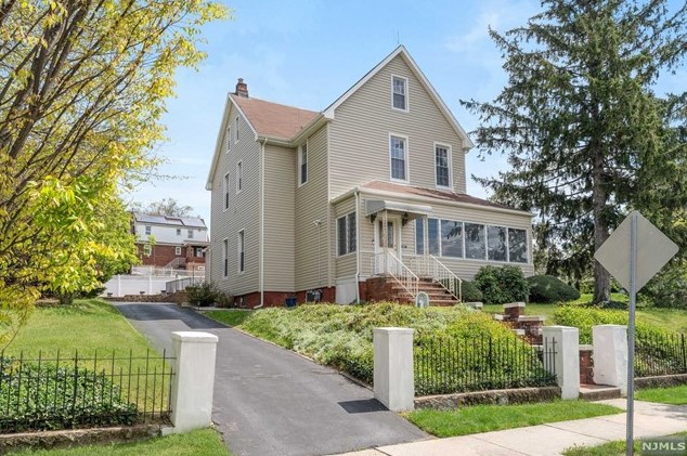 124 Wessington Ave, Outwater, NJ 07026