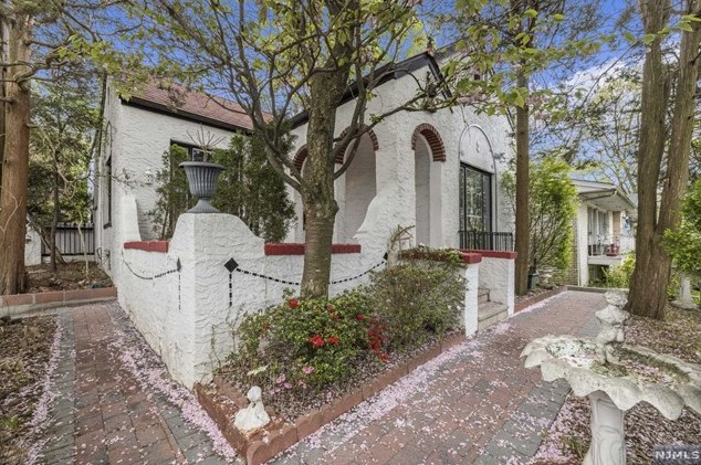 38 Webster Ave, Kearny, NJ 07032