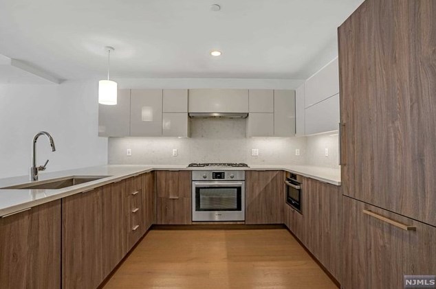 9 Ave At Port Imperial #419, West New York, NJ 07093