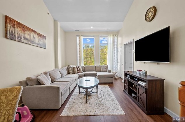 26 Ave At Port Imperial Apt 430, West New York, NJ 07093