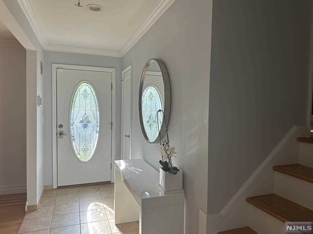 141 N Terrace Pl, N Milford, NJ 07646
