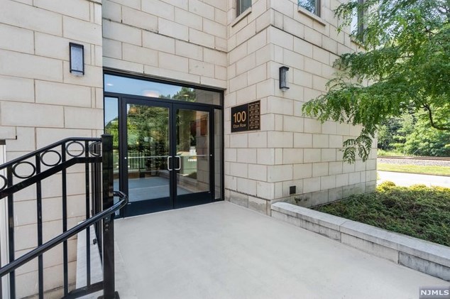 100 Eton Row, Union City NJ  07086 exterior