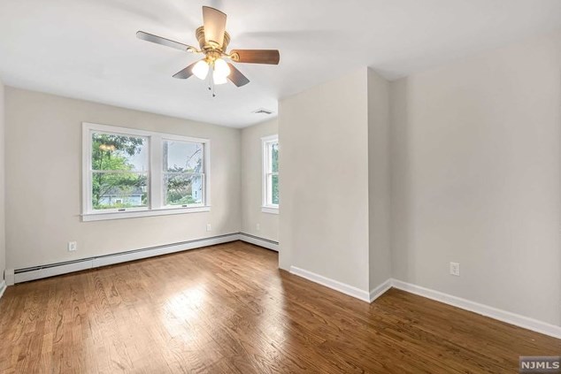 317 Pleasant Ave, Ridgewood NJ  07450-2836 exterior