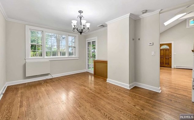 317 Pleasant Ave, Ridgewood NJ  07450-2836 exterior