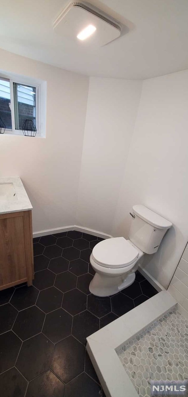 420 Devon St, Kearny NJ  07032-2613 exterior