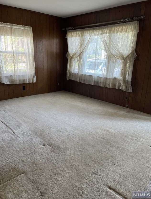 88 Robertson Ave, Paterson, NJ 07506