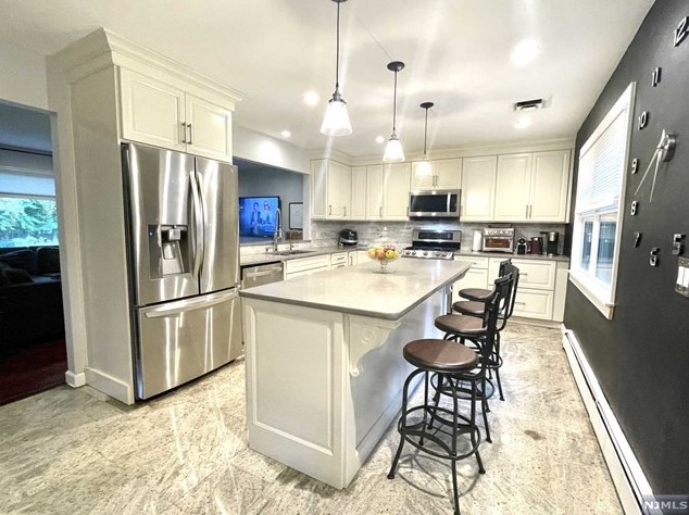 60 Princeton St, Closter NJ  07624-1526 exterior