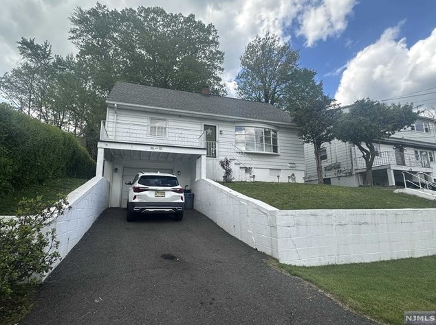 90-92 Katz Ave, Paterson, NJ 07502