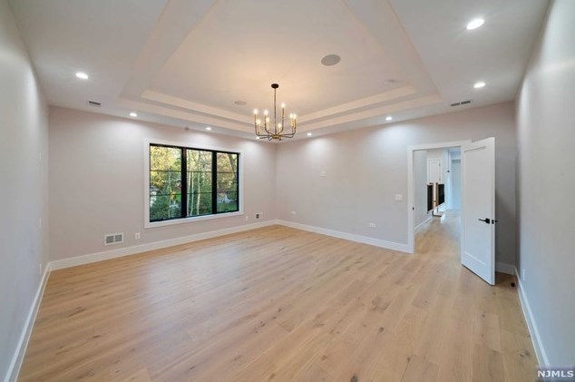 116 Lk Rd, Demarest NJ 07627-2236 exterior