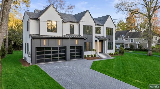 116 Lk Rd, Demarest NJ 07627-2236 exterior