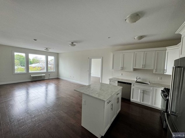 307 Gorge Rd #501, Cliffside Park, NJ 07010