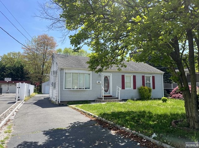 413 Riverside Ave, Rutherford, NJ 07070