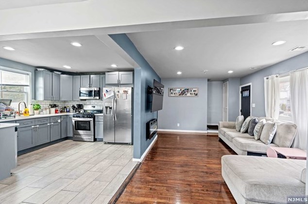 15 Norwood Ave, Plainfield NJ 07060-1354 exterior