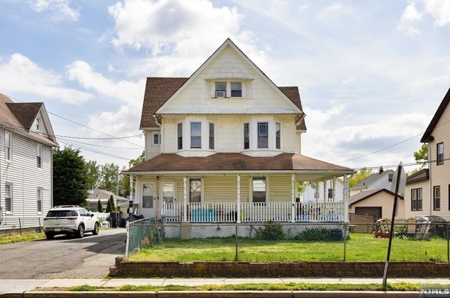 285 Delawanna Ave, Clifton, NJ 07014