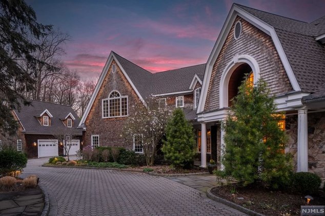 150 Halifax Rd, Mahwah, NJ 07430-1628