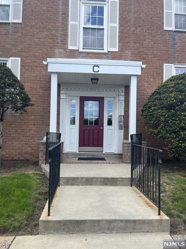 565 Grove St #c15, Clifton, NJ 07013
