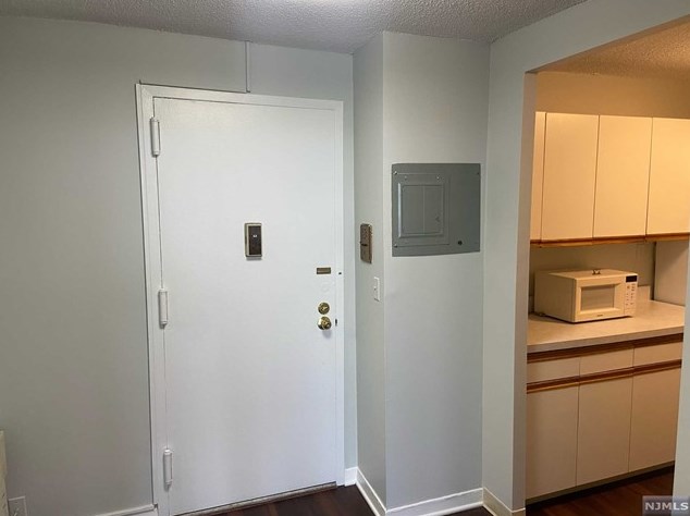 235 Prospect Ave #9a, Hackensack, NJ 07601