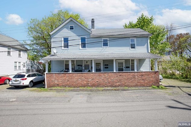 188 Railroad Ave, Rockleigh, NJ 07647-2130