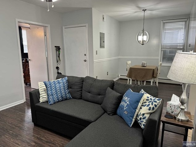 136 Hoyt St #2, Kearny, NJ 07032