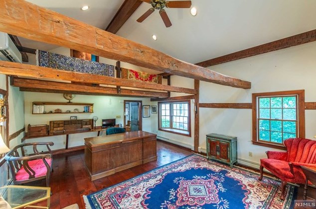 1687 County Rd 565, Wantage NJ 07461-4809 exterior