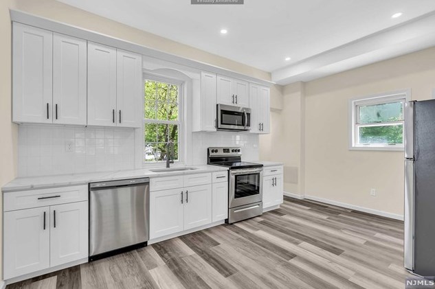 155 Fairview Ave, Teaneck NJ 07666-5931 exterior