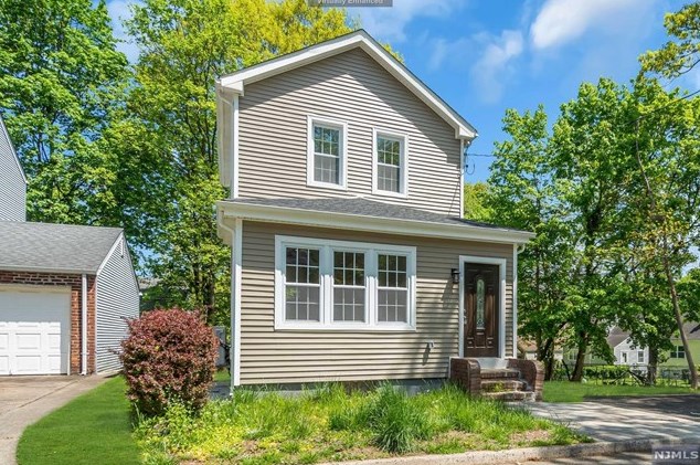 155 Fairview Ave, Teaneck, NJ 07666-5931