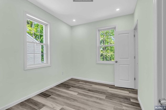 155 Fairview Ave, Teaneck NJ 07666-5931 exterior