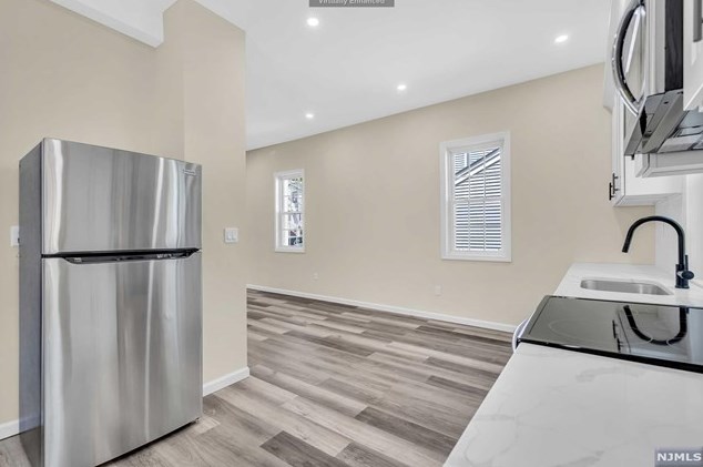 155 Fairview Ave, Teaneck NJ 07666-5931 exterior