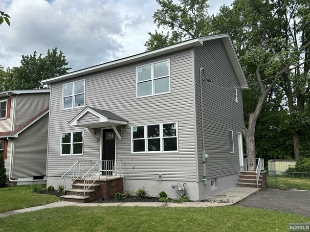 48 Garwood, Outwater NJ 07026-3524 exterior