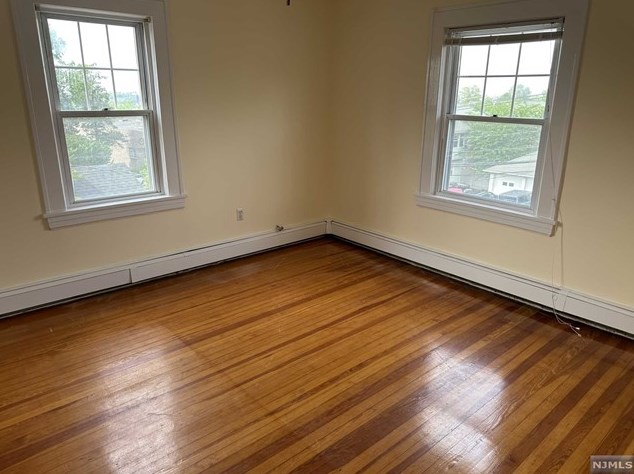 978 Slocum Ave #2, Ridgefield, NJ 07657