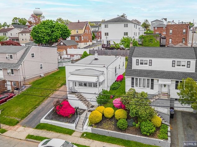 258 Malcolm Ave, Outwater, NJ 07026