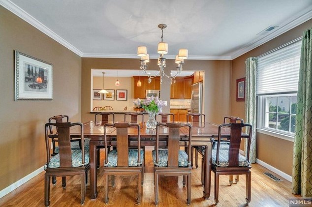 44 Allison Way, Emerson NJ 07630-1829 exterior