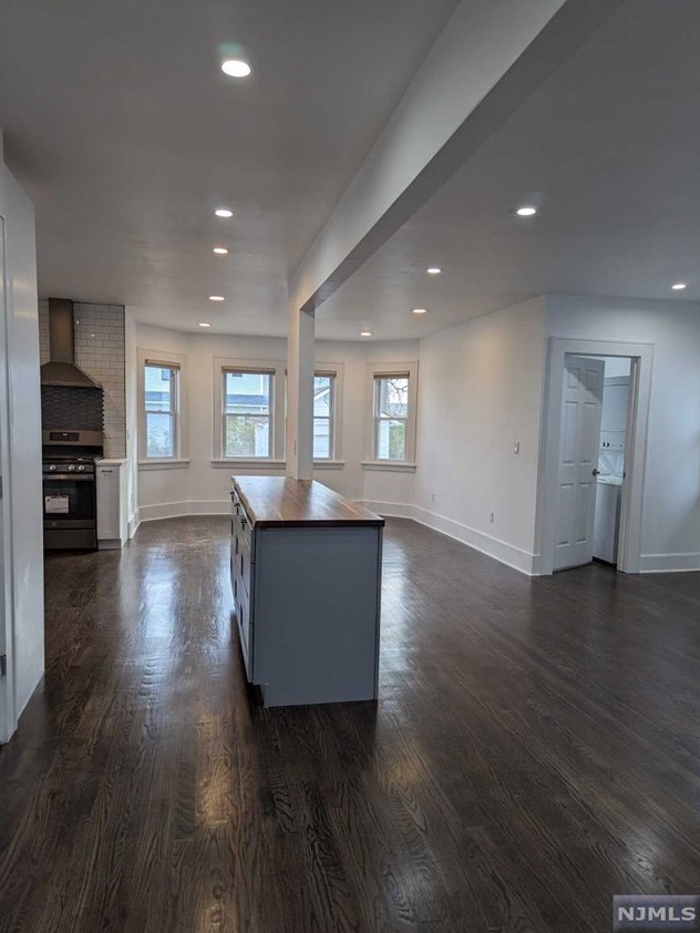 642 Maitland Ave, Teaneck, NJ 07666