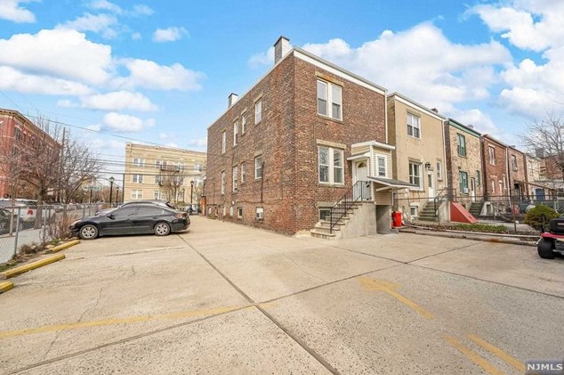 2104 New York Ave, Union City NJ  07087-4416 exterior