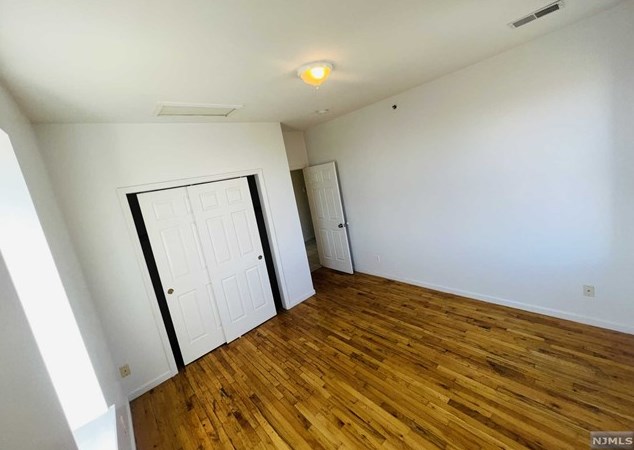 250 S Orange Ave #9, Newark, NJ 07103
