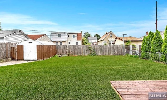 453 Madeline Ave, Outwater NJ 07026-2006 exterior