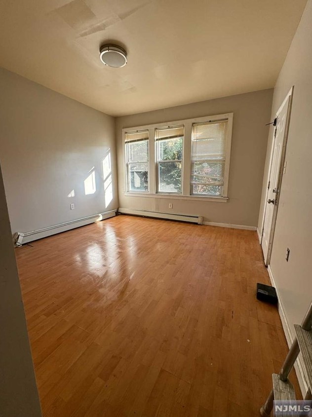 253 Goldsmith Ave #1, Newark, NJ 07112