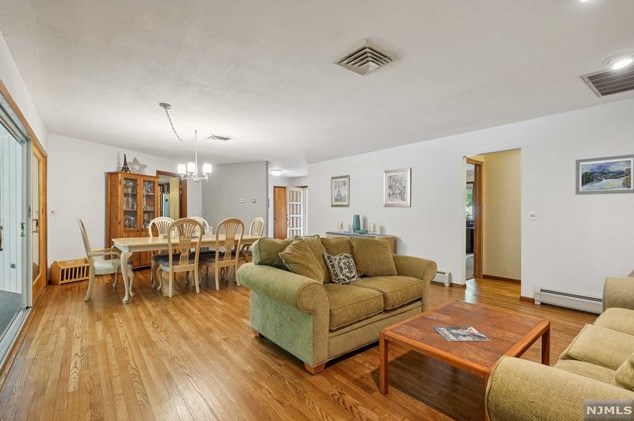 18 Ellsworth Ter, Montvale NJ 07645-2010 exterior