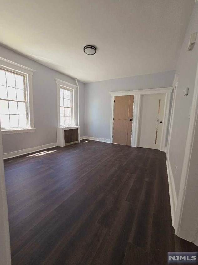 10 Edison Pl, East Rutherford, NJ 07073-1806