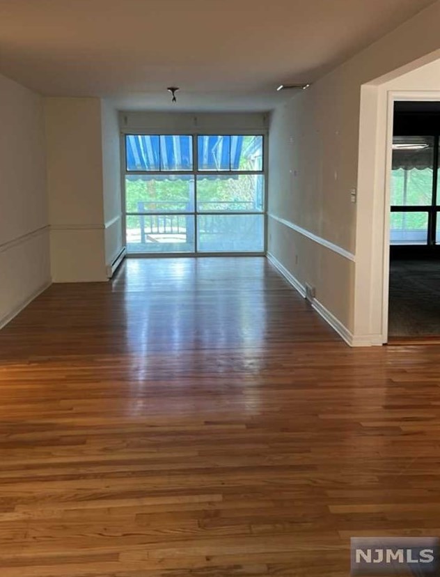 114 Rose Ave, Westwood, NJ 07677
