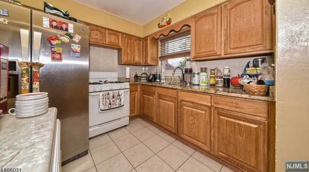 41 Tilt St, Paterson, NJ 07508