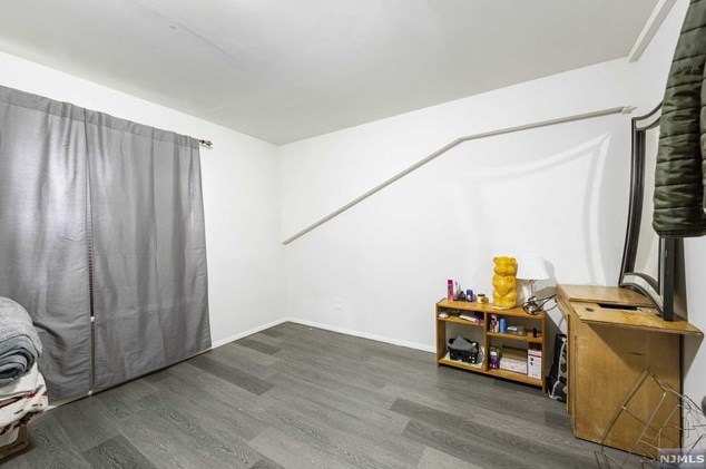 85 Franklin Ave, Town Center NJ 07052-6047 exterior