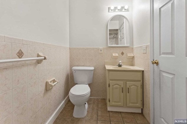 134 Palm St, Newark NJ 07106-1117 exterior