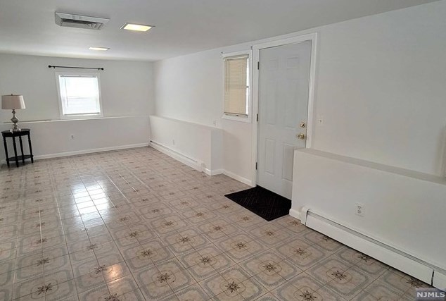 519 Liberty Pl #1st Fl, Ridgefield, NJ 07657