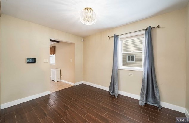 652 Tilden Ave, Teaneck NJ 07666-1847 exterior