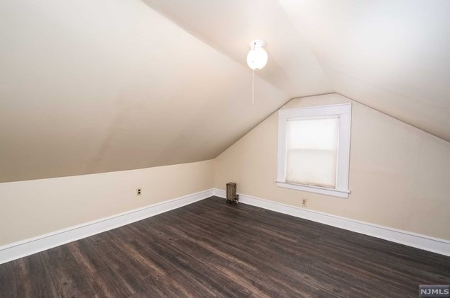 652 Tilden Ave, Teaneck NJ 07666-1847 exterior